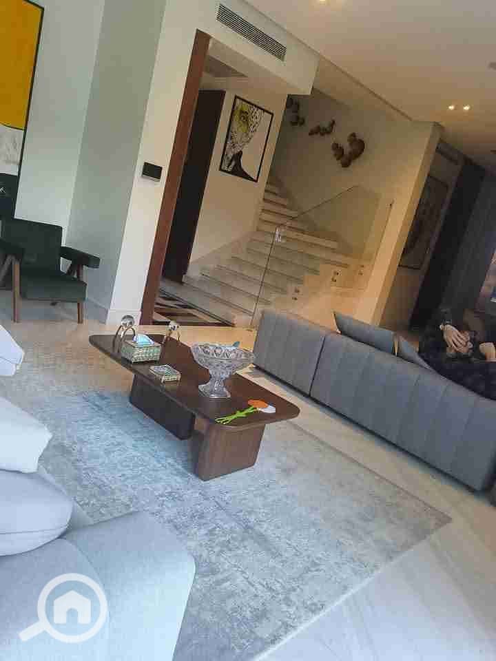 3 FB_IMG_1742089283519. jpg