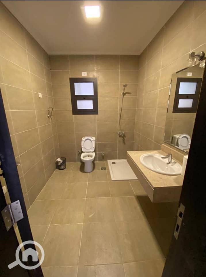 3 241203248_1040212070163104_8619959035120045308_n. jpg