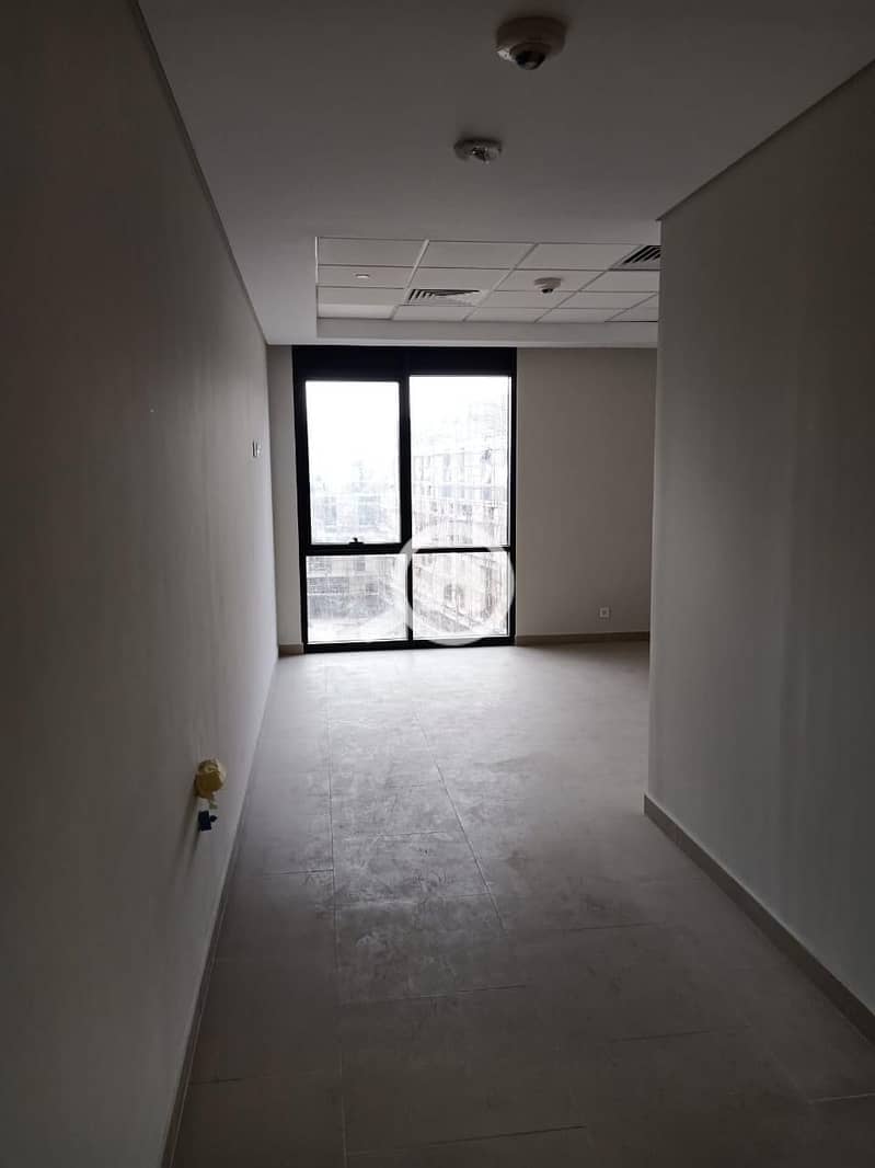 3 27303a65-ba15-4e67-818e-6f1217238c79. jpeg