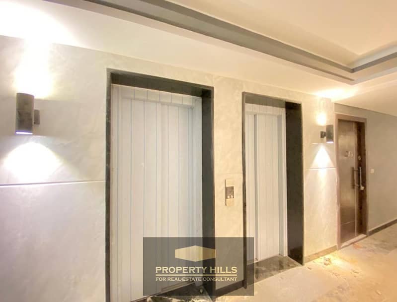 10 fb795d9e-d18f-488f-bfc1-c0ef0d41667f. jpg