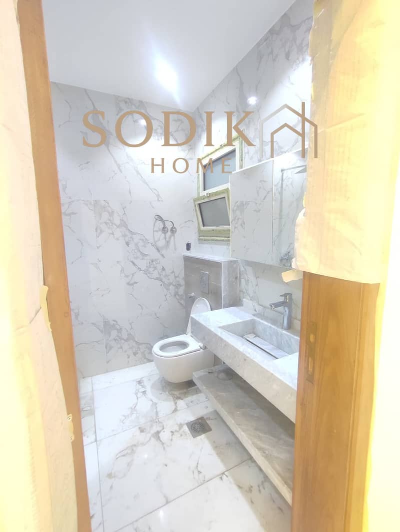 6 WhatsApp Image 2025-09-23 at 1.19. 54 PM (1). jpeg