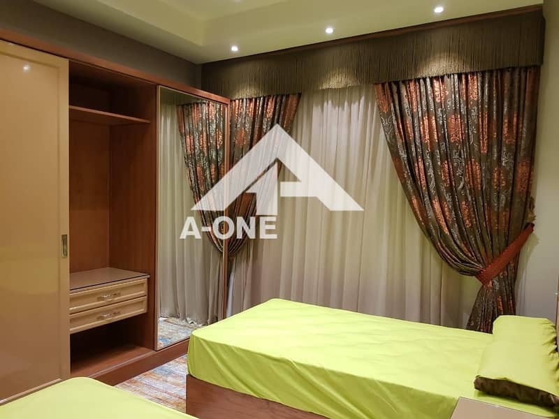 6 0a12ac84-f3d2-4145-8bd2-8eb0ae56d093. jpg