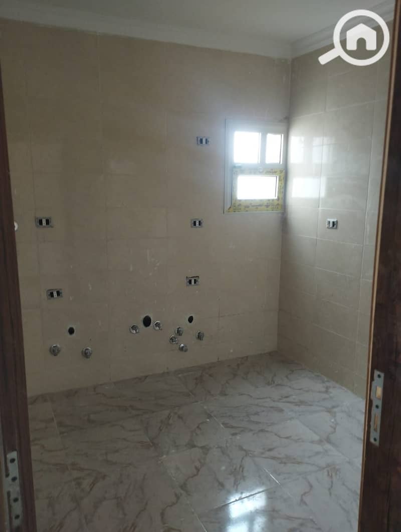 4 912b0f6d-8867-4319-8002-a85eba55338d. jpeg