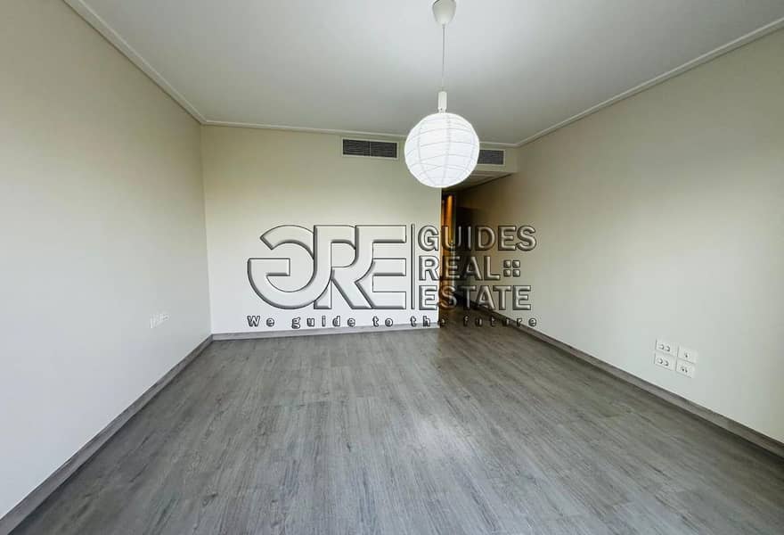 6 6c623466-702b-4953-ac06-720992571676. jpg