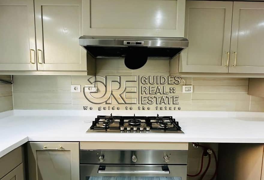 12 498383a8-39a7-41b9-88de-8eb49aadb2cb. jpg