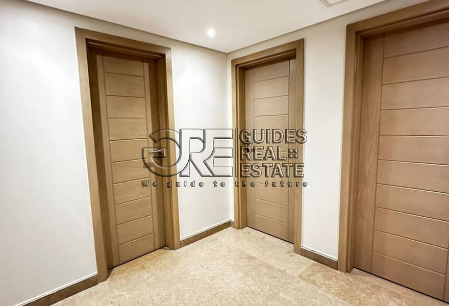 15 abcf0354-b62f-4634-92c4-fc07ba35c1f8. jpg