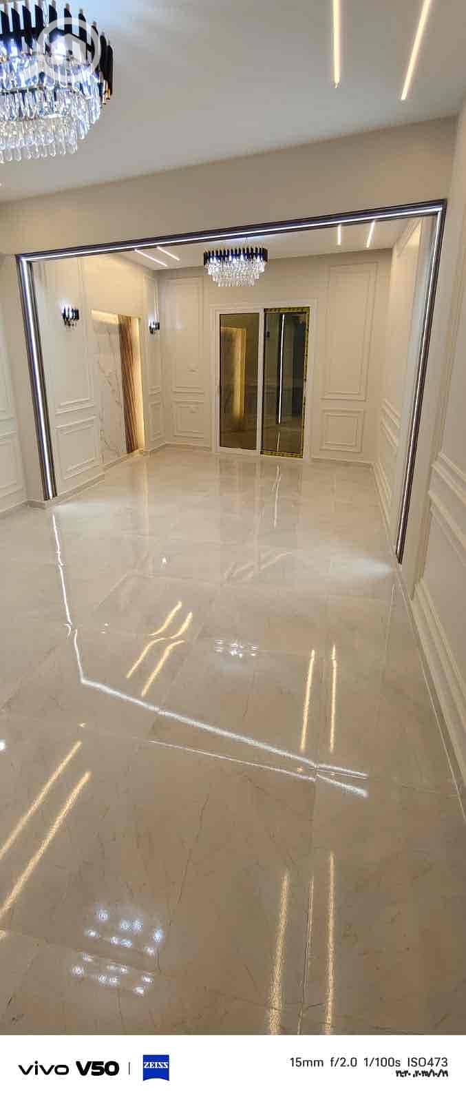 4 dc8b1eae-550f-432b-b77f-6e87c926d388. jpg