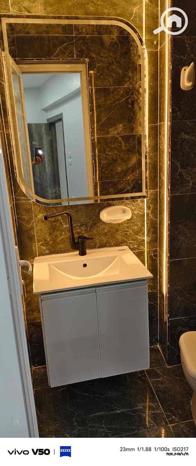 21 79f75835-49e2-417b-bf5e-d36660c7d201. jpg