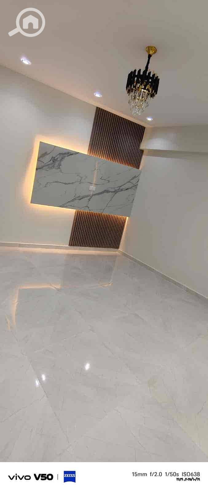 32 85fedf7b-332c-4621-9dc6-5750c9d3ecb3. jpg