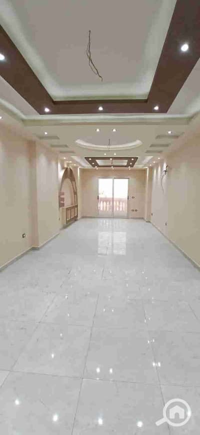 فلیٹ 3 غرف نوم للبيع في ميامي، الإسكندرية - 1000785659. jpg