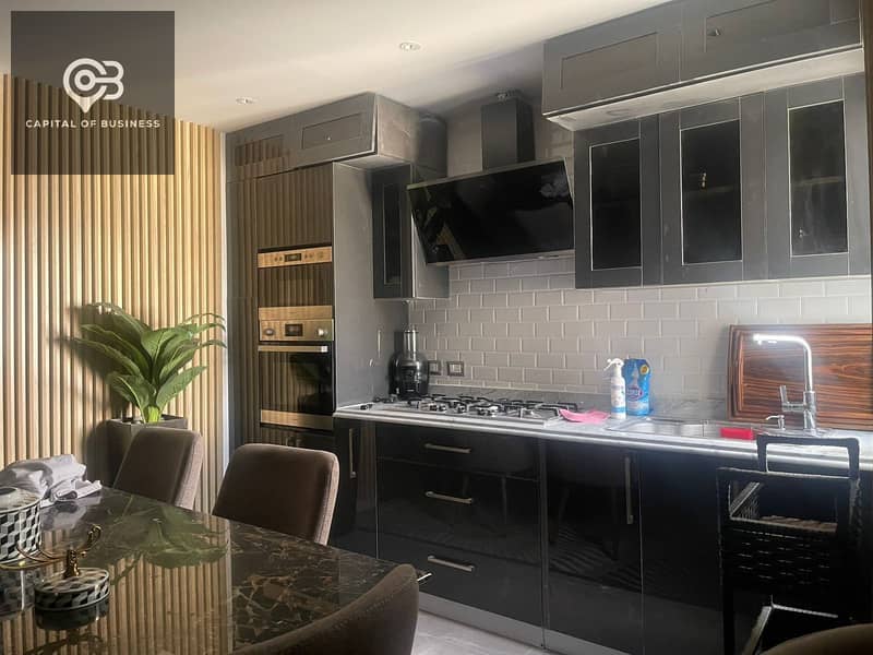 15 b090e3a3-d44d-4567-a00a-86e415ea9a8c. jpg