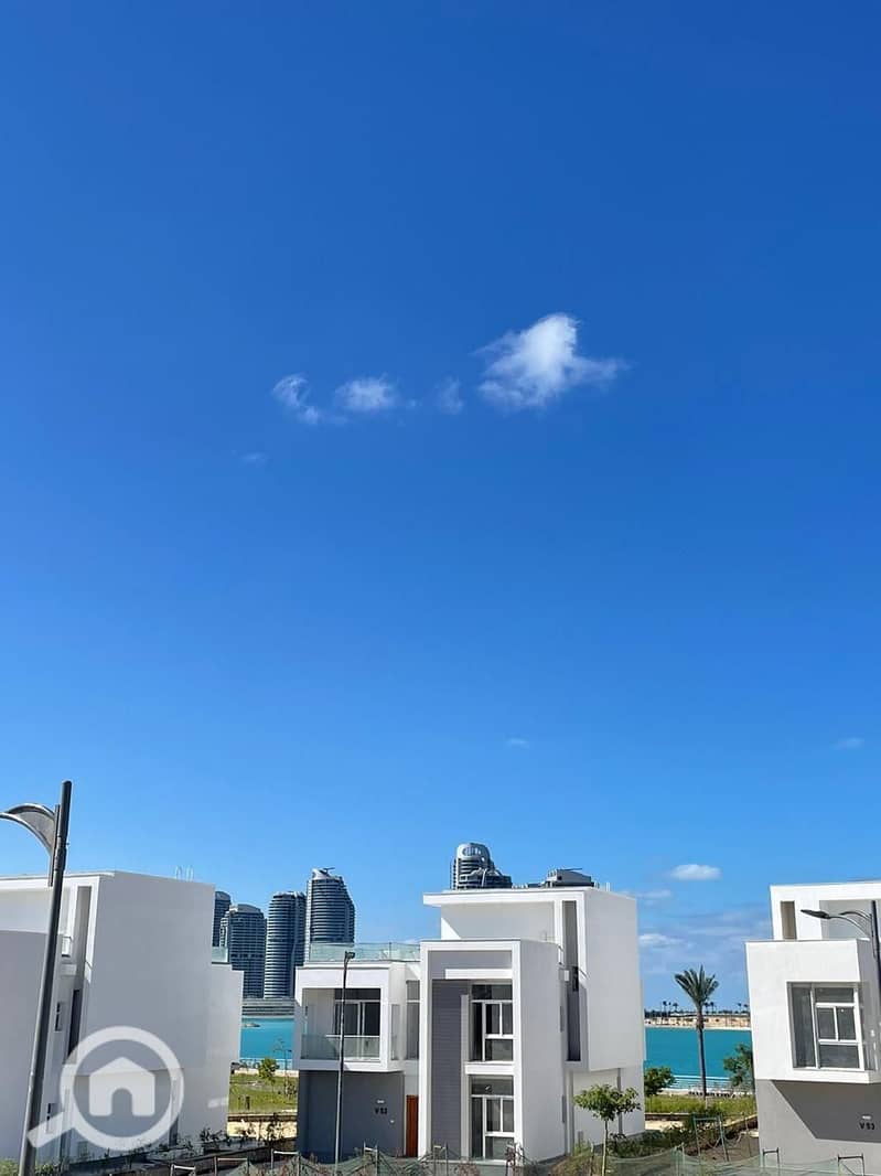 6 WhatsApp Image 2025-11-24 at 4.20. 30 PM. jpeg