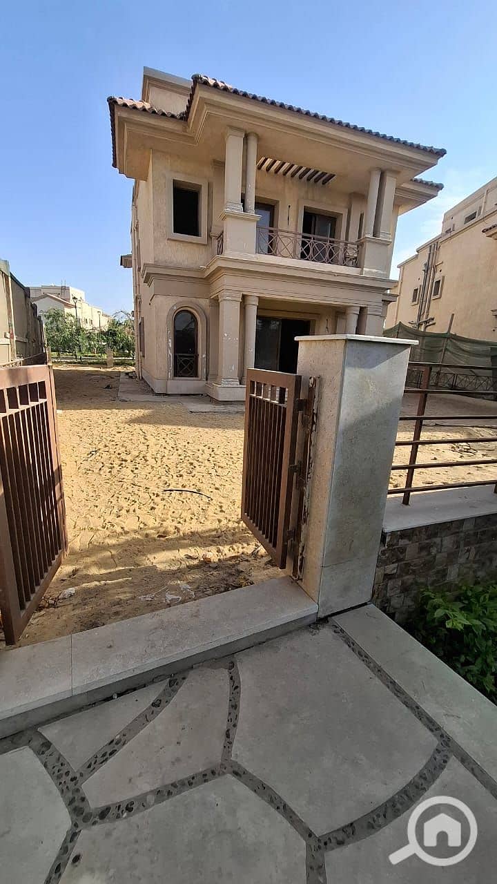 10 WhatsApp Image 2025-11-23 at 14.28. 42_9f957eb8. jpg