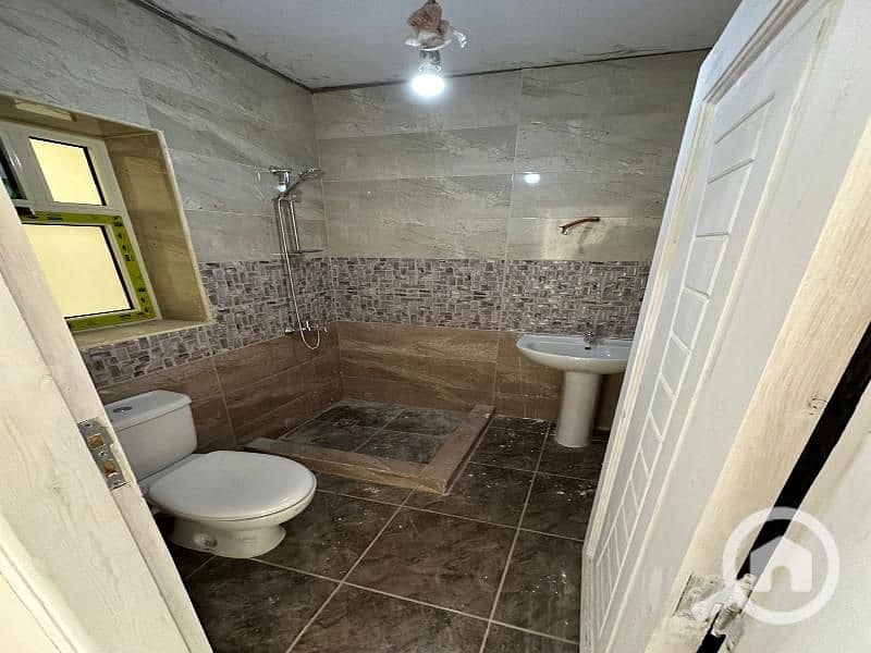 10 WhatsApp Image 2025-11-25 at 4.09. 20 AM. jpg