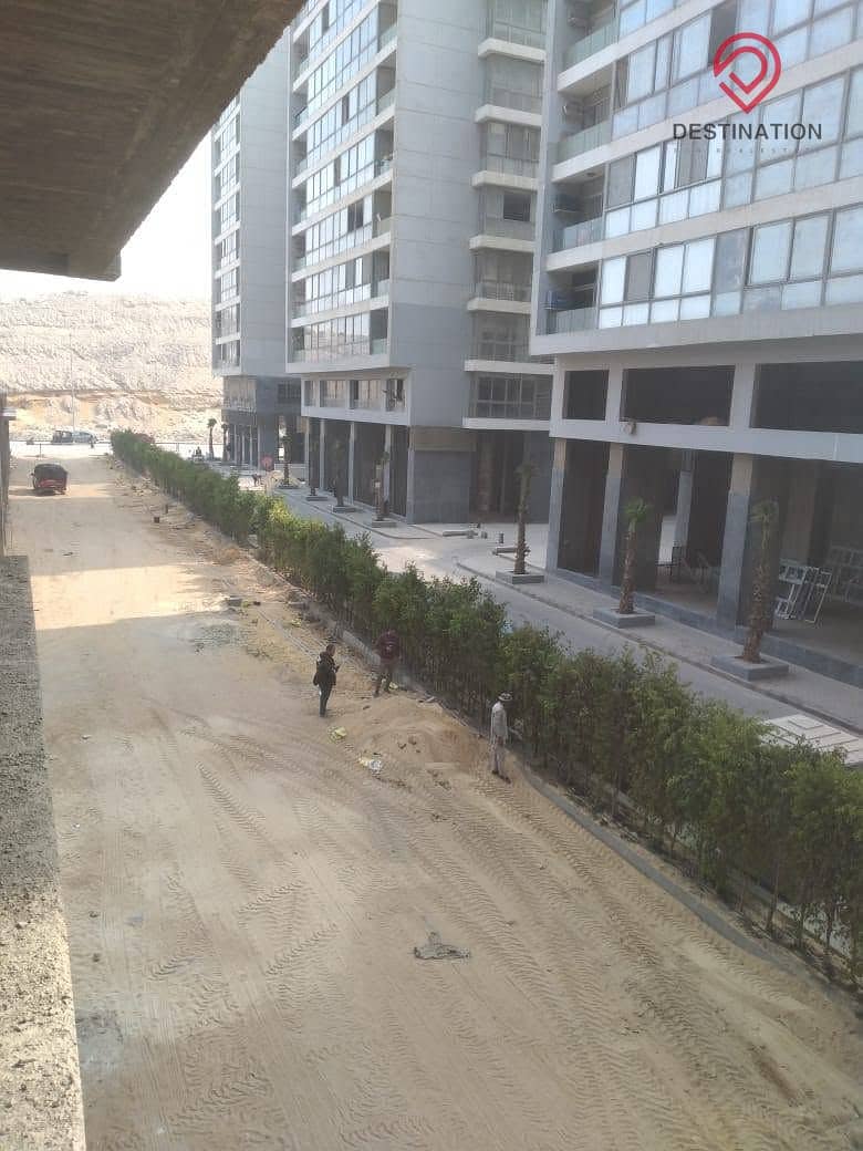 8 650124fa-b984-4af3-8e99-71f835da84ca. jpg