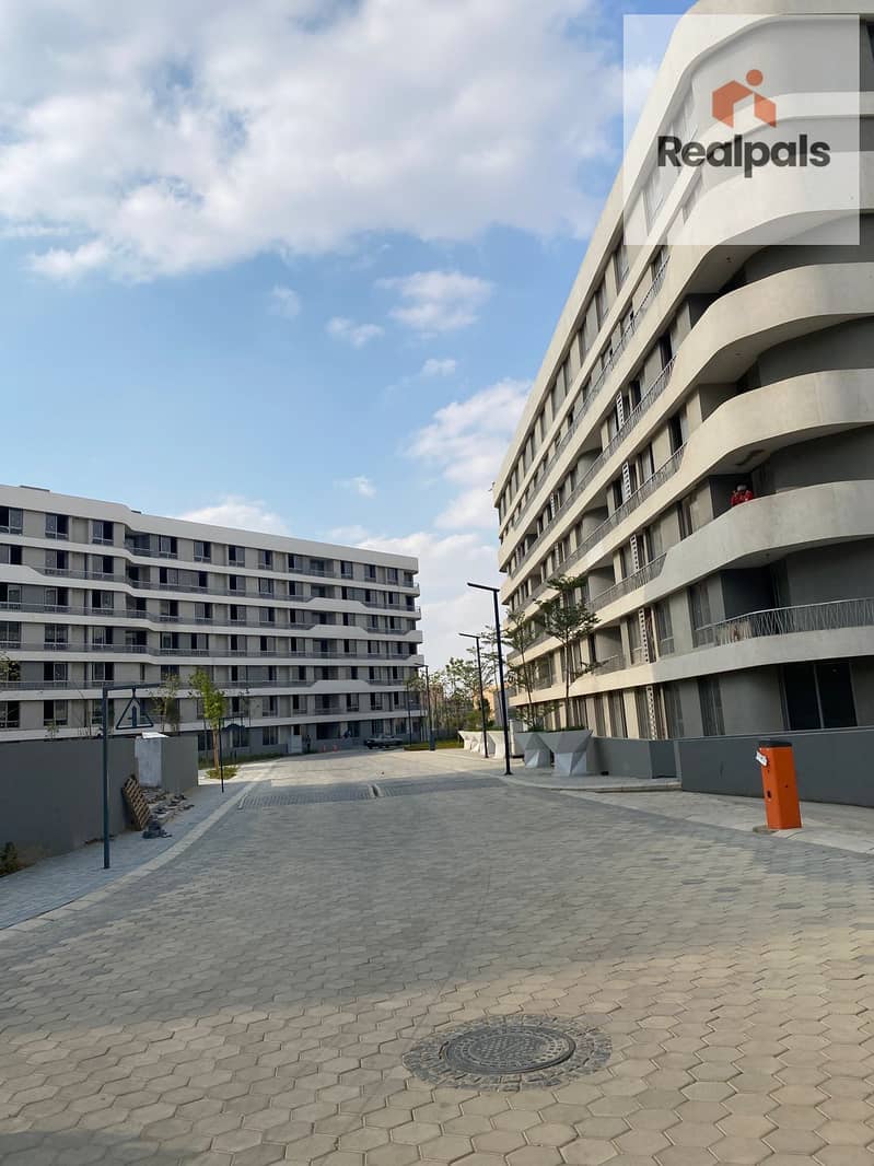 5 WhatsApp Image 2025-10-16 at 5.59. 21 PM (1). jpeg