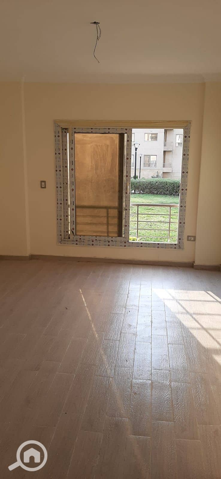 5 b0c893d2-b1d4-4028-b5a0-71c8ef3c05e5. jpeg