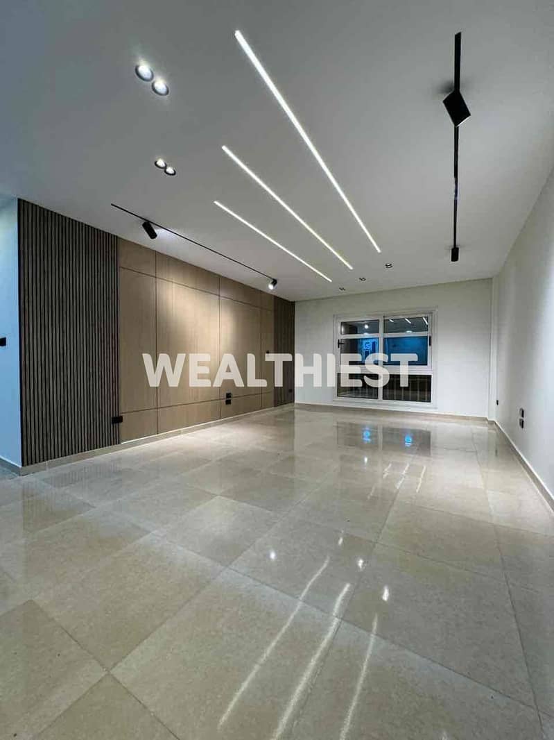 24 7a2d56c6-6944-4e28-9bb1-4933eca96acb. jpg