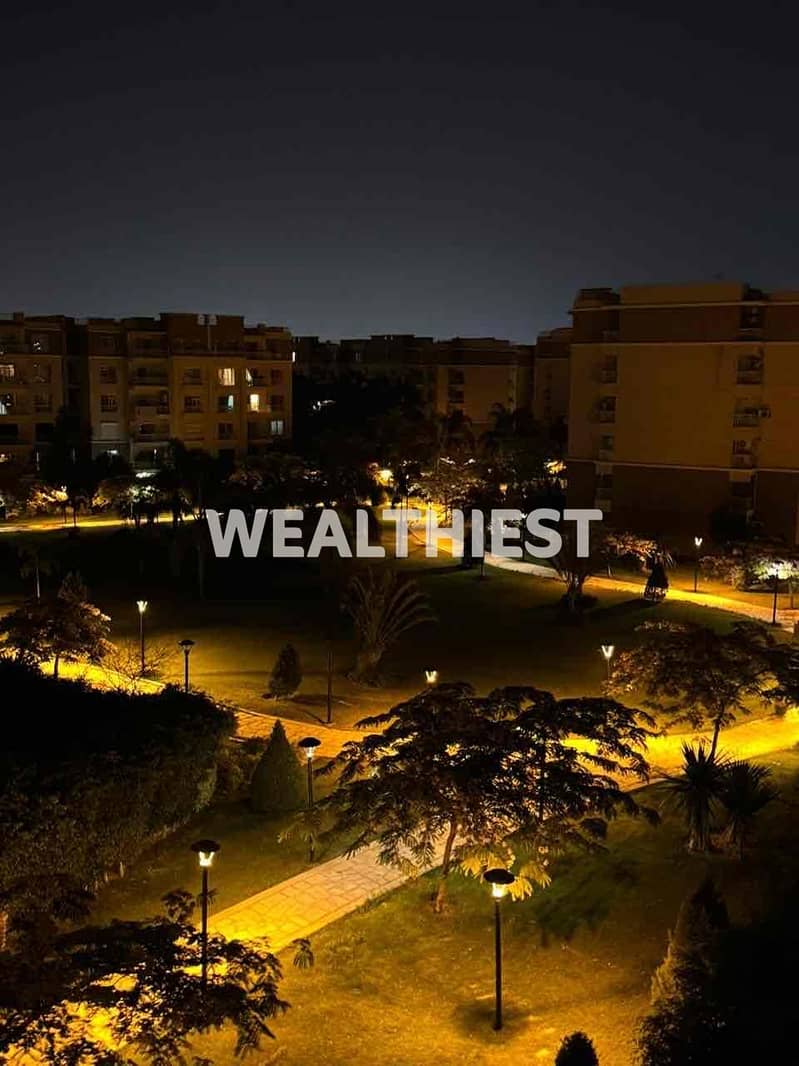 27 2992af6c-674d-46f1-90ed-1aa9644f2787. jpg