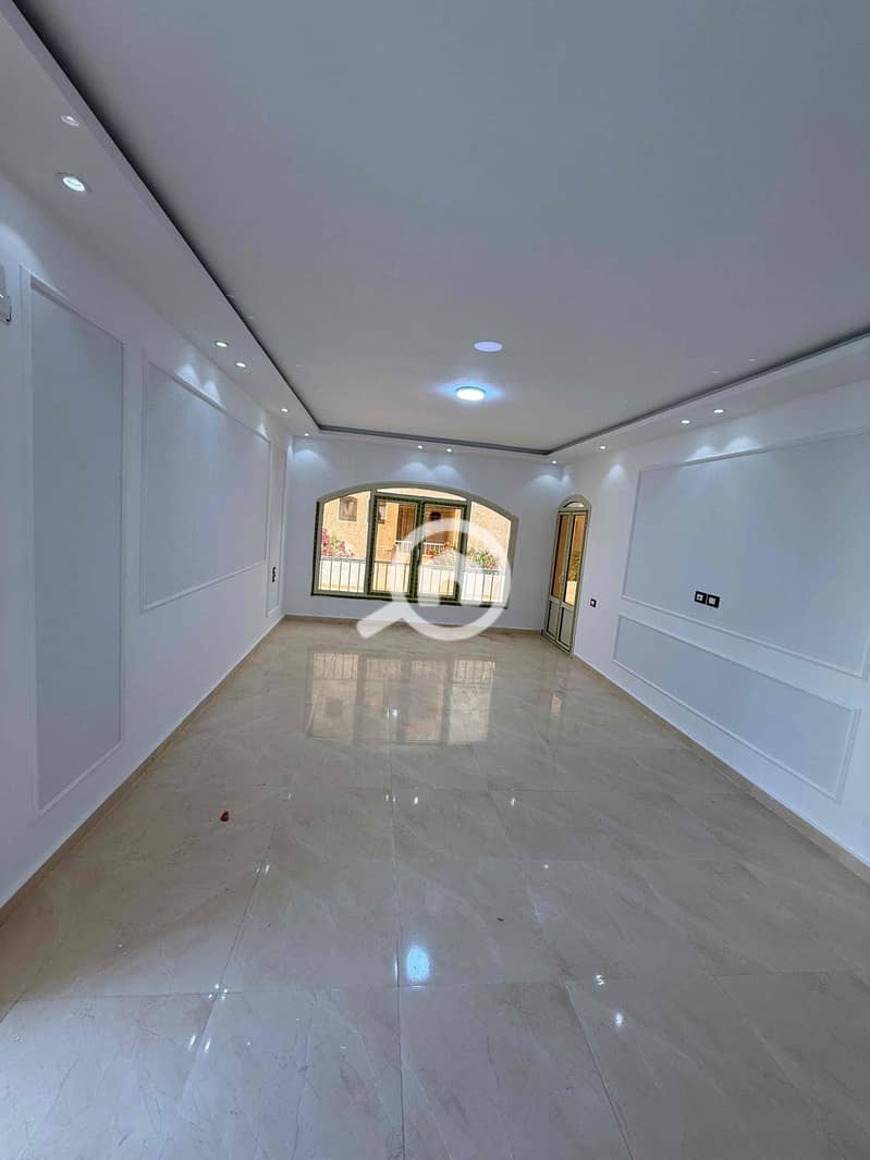 2 a27c3c5e-7513-41fe-81f7-8aa98c4d389e. jpg