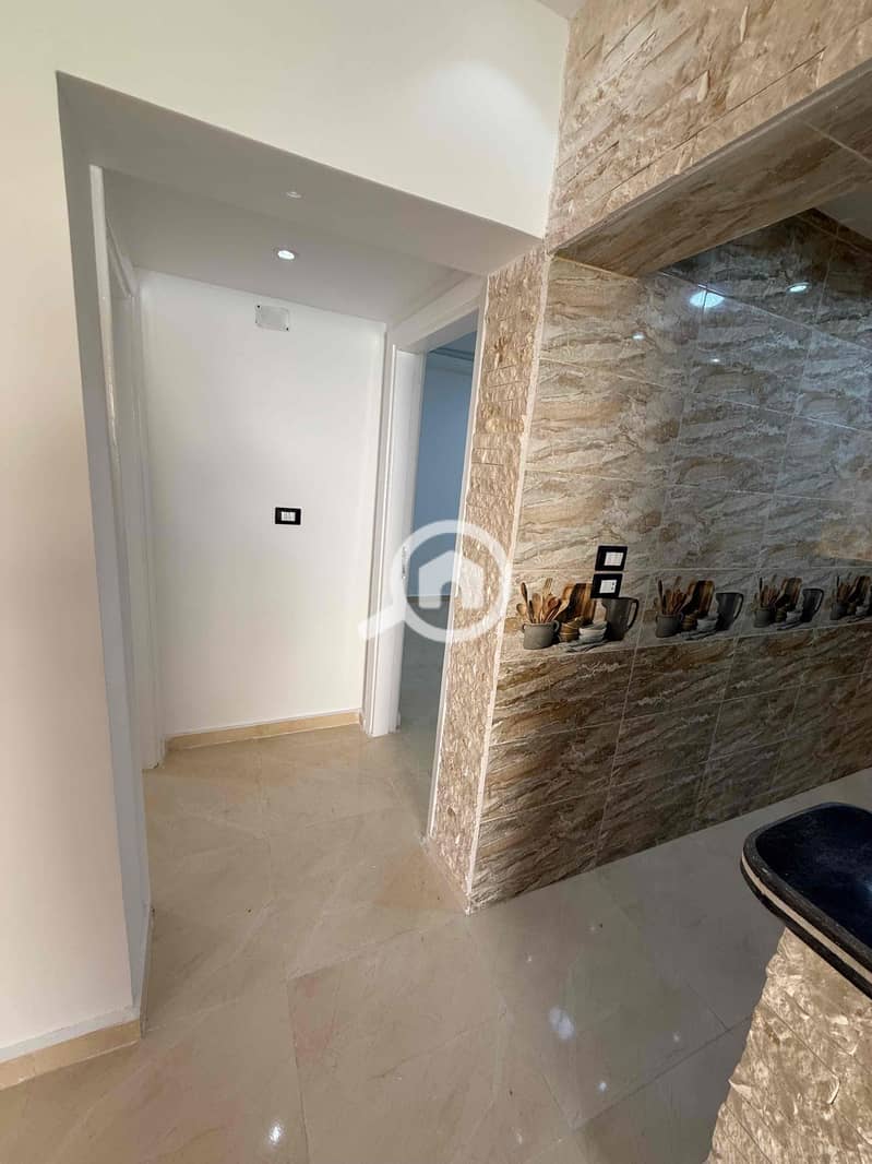 7 bd248a20-4d75-4b42-81a9-403f15401381. jpg