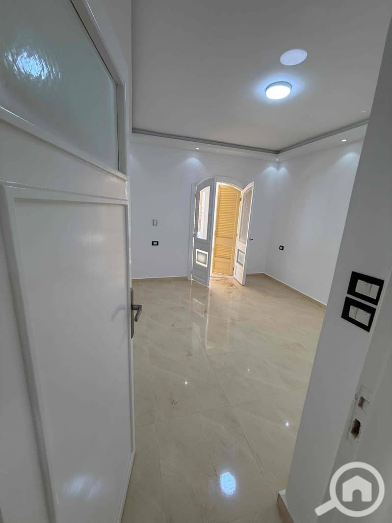 11 e5c4fee0-3cad-4c64-a495-2bbeeb82c502. jpg