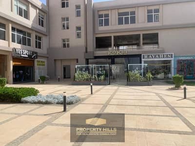 محلات تجارية  للبيع في الشيخ زايد، الجيزة - IMG-20251002-WA0018. jpg