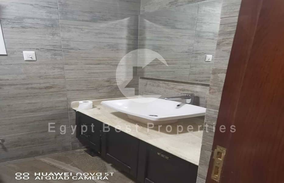 10 WhatsApp Image 2025-11-25 at 15.46. 08_83558b15. jpg