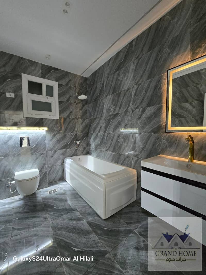 16 WhatsApp Image 2025-11-21 at 12.48. 03 PM. jpeg