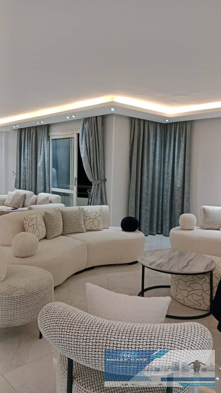 2 7de4ec62-b6e6-40a8-9c03-3b59a4b9940b. jpg