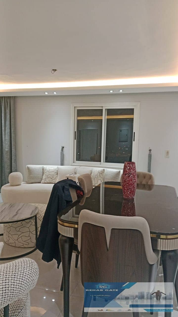 7 7b041ba3-f7ea-4f56-97fe-199505247bb7. jpg