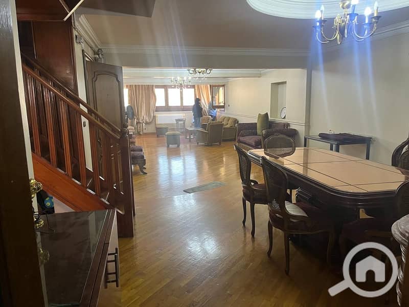 2 fed02d12-1e12-43c5-82bc-5b2f3620fa33. jpg