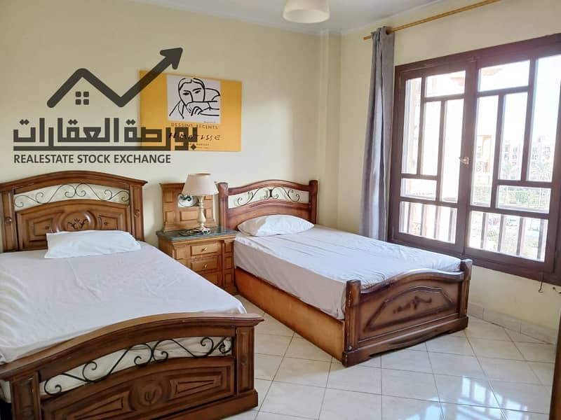 8 068e1d60-ab1a-43b8-ab27-e8ae18e5c0cc. jpg