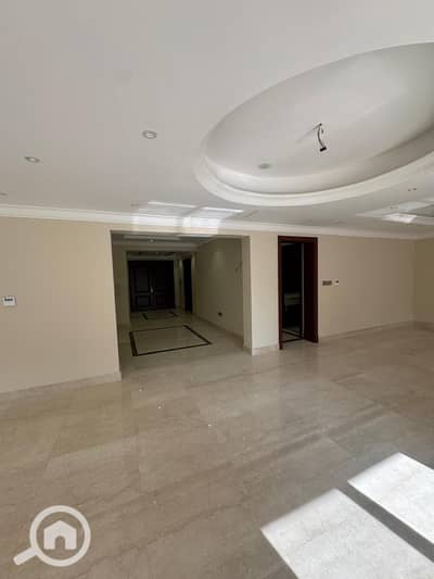 5 Bedroom Villa for Sale in Madinaty, Cairo - WhatsApp Image 2025-10-02 at 12.08. 52 AM (3). jpeg