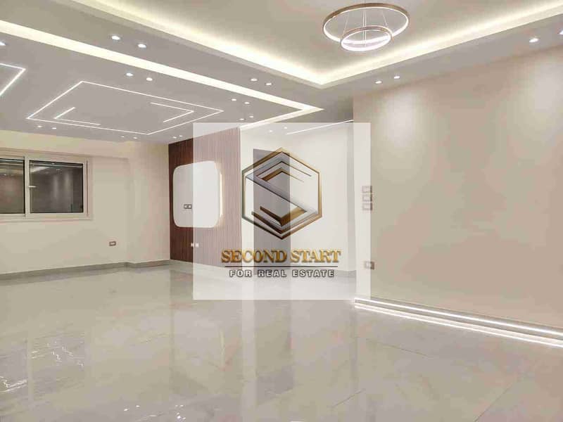 1000150890. jpg 1000150890. jpg