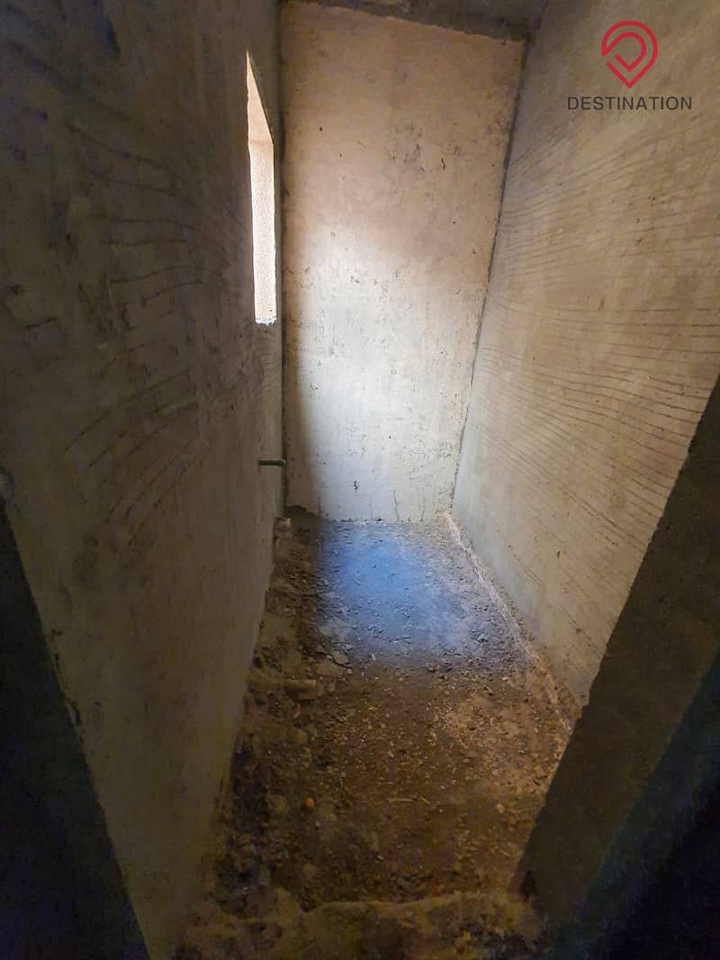 5 764032e9-b429-45c6-b91e-6e92a47135be. jpg