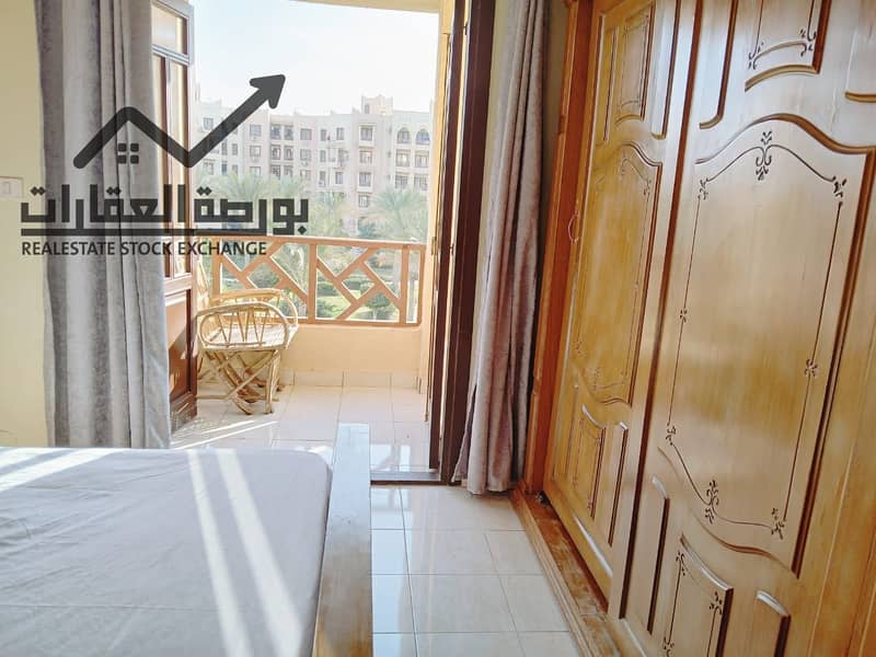 10 aafaf521-eb7b-4624-933a-7e928c0621d2. jpg