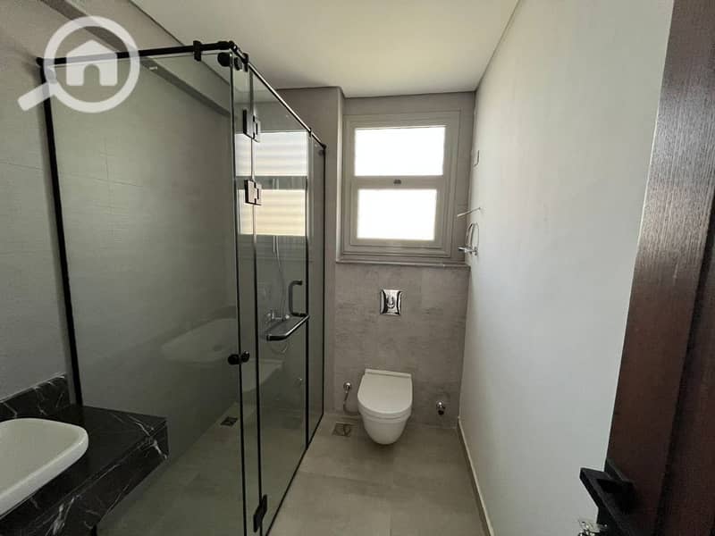 3 WhatsApp Image 2025-04-22 at 12.48. 37 PM (1). jpeg