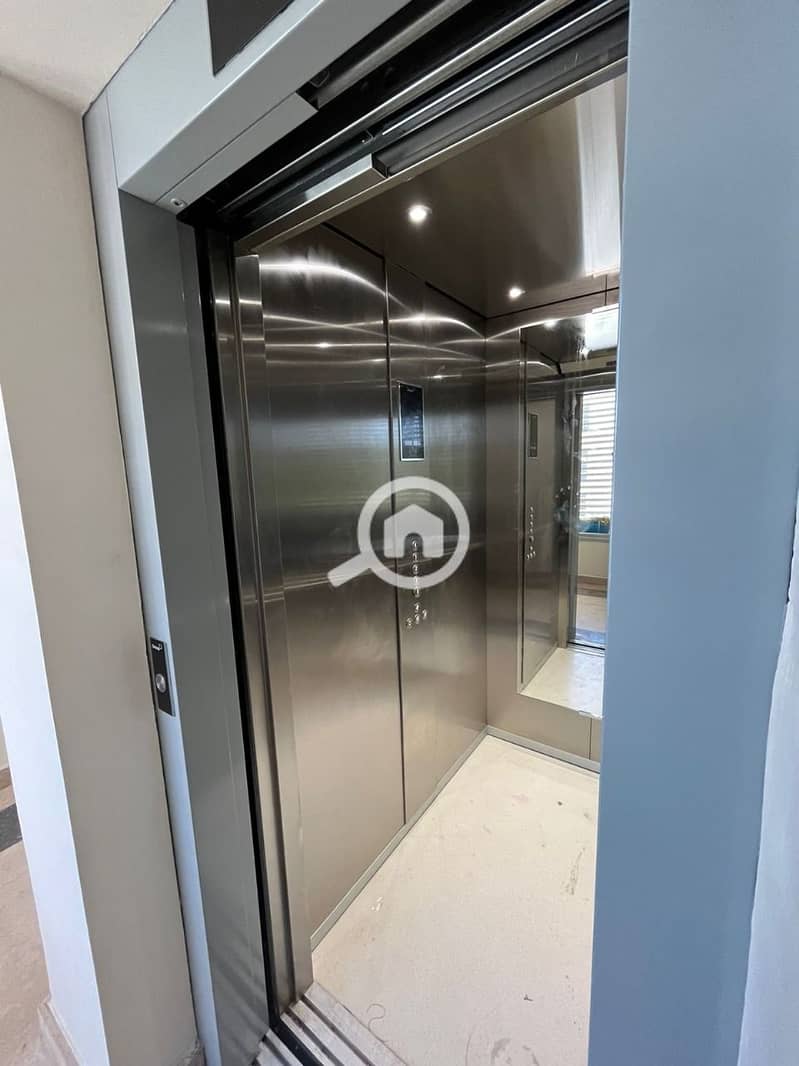 4 WhatsApp Image 2025-04-22 at 12.48. 36 PM. jpeg