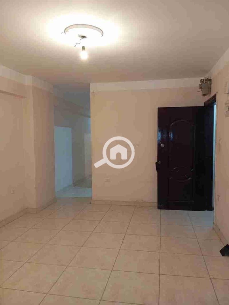 1000785637. jpg 1000785637. jpg