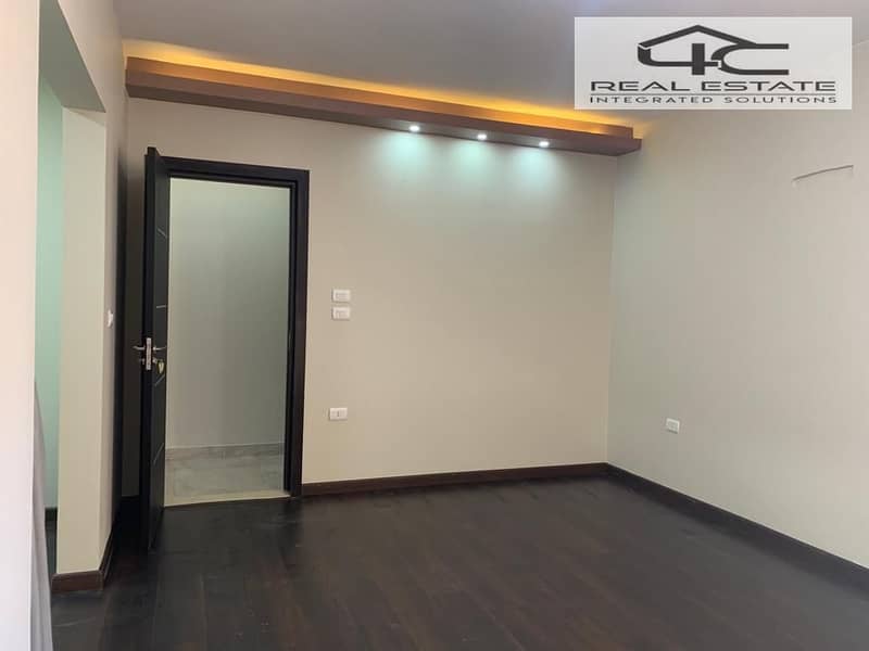 6 WhatsApp Image 2025-11-24 at 18.30. 07 (1). jpeg