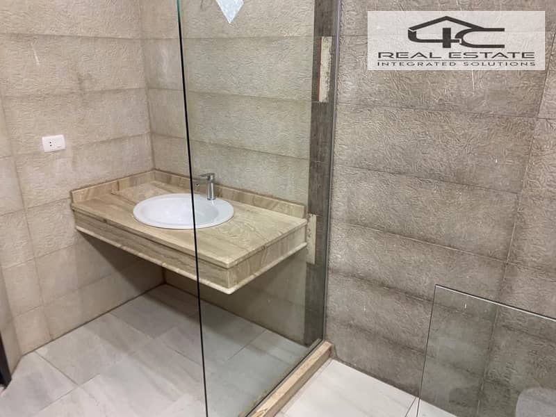 7 WhatsApp Image 2025-11-24 at 18.30. 05 (1). jpeg