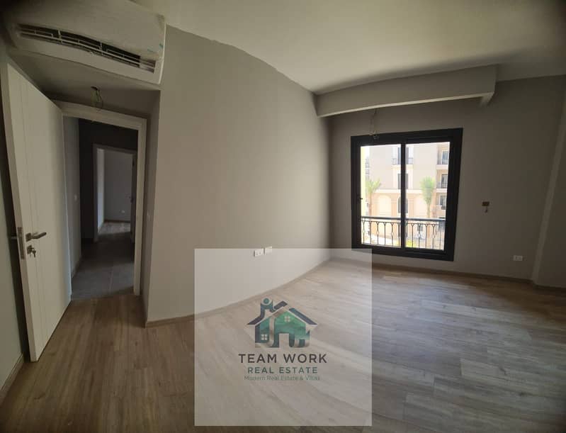 8 6a70feb3-90e7-4906-818f-aa2820c02b68. jpg