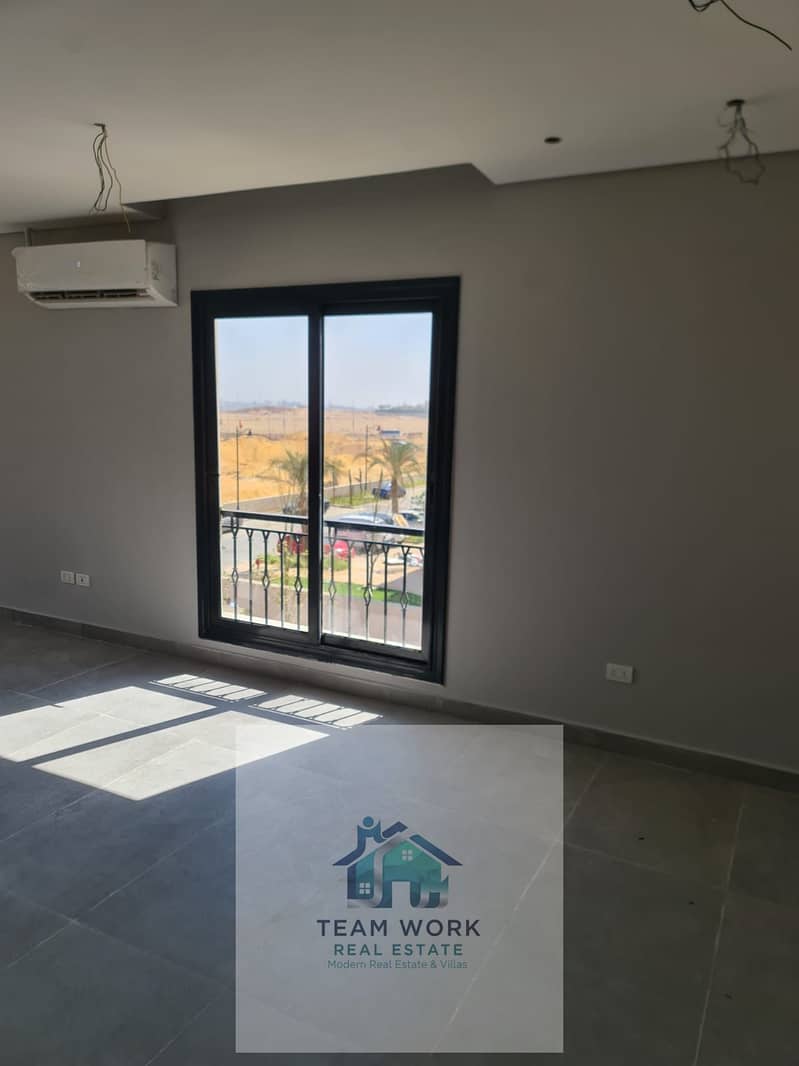 11 0736b591-bfa1-4c0a-be26-ca3623480f68. jpg