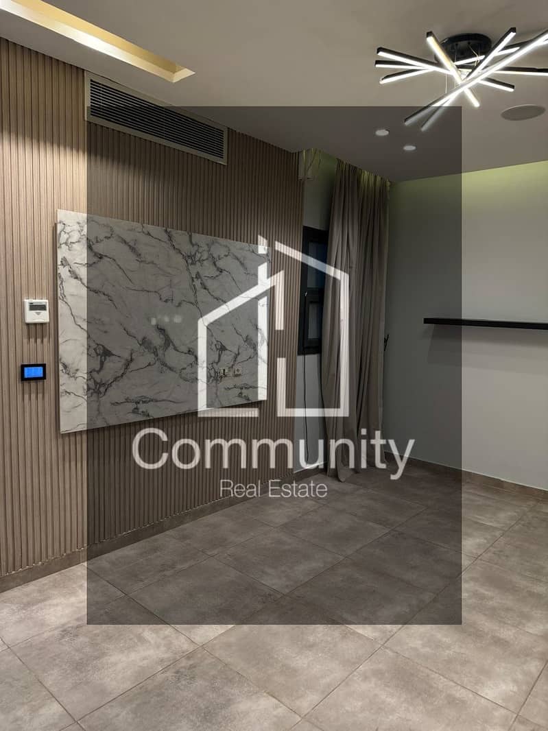 11 43674c85-ec27-478c-be8f-90e29c8b9f83. png