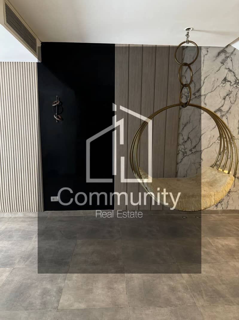 15 b49a578d-13d9-4c90-9866-851703cacd02. png