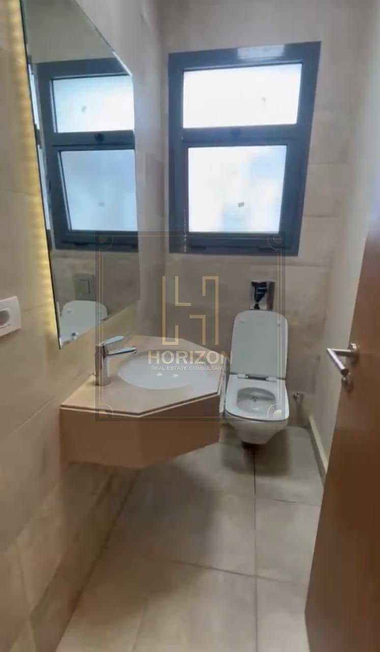 10 WhatsApp Image 2025-11-25 at 4.51. 40 PM. jpeg