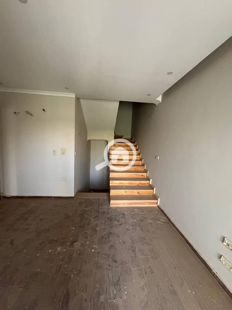 3 5dd92020-e2c7-4af6-b950-3dbc1ef31fcf. jpeg