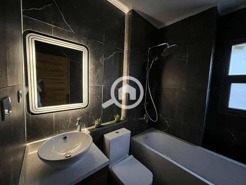 12 WhatsApp Image 2025-11-25 at 15.13. 38 (2). jpeg