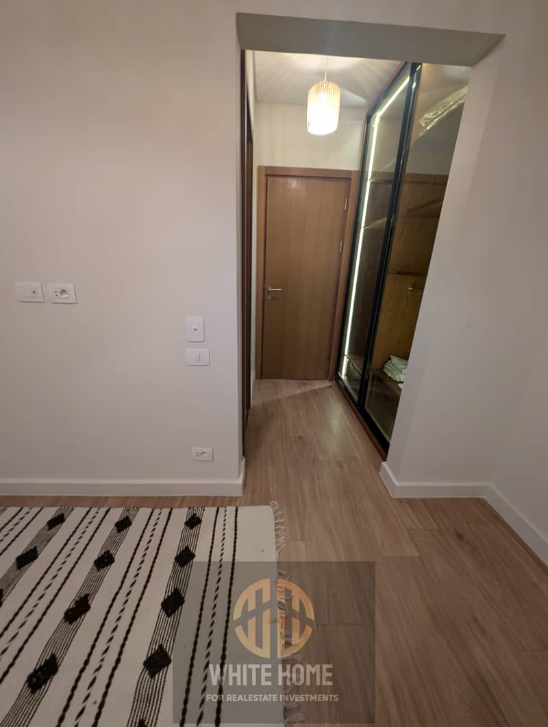 12 cfb19a5a-5d80-4780-a5c8-53dbe63329bb. jpeg